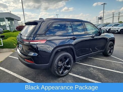 Used 2024 Jeep Grand Cherokee Limited w/ Black Appearance Package AWD/4WD image 3