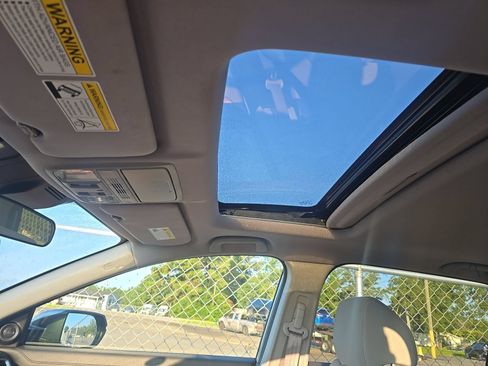 Used 2018 Honda CR-V EX image 17