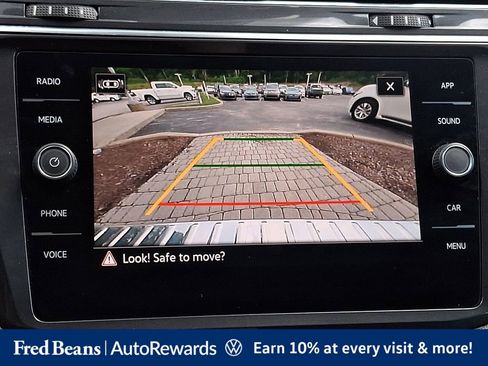 Certified 2023 Volkswagen Tiguan SE w/ Panoramic Sunroof Package AWD/4WD image 23
