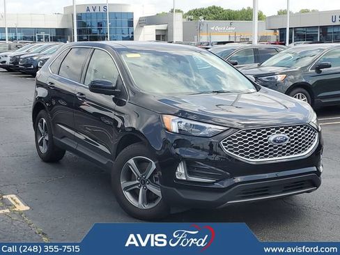 Certified 2023 Ford Edge SEL w/ Convenience Package AWD/4WD image 2
