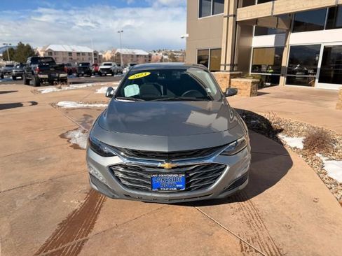Used 2023 Chevrolet Malibu LT FWD image 2