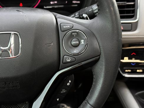 Used 2021 Honda HR-V EX-L image 27