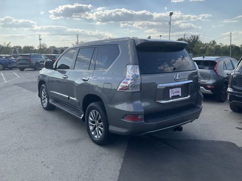 Used 2014 Lexus GX 460 Luxury w/ Preferred Accessory Package image 5