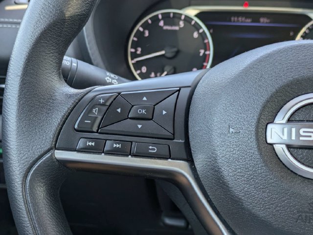Used 2025 Nissan Sentra SV FWD image 24