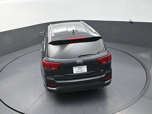 Used 2019 Kia Sorento AWD w/ LX Convenience Package image 17