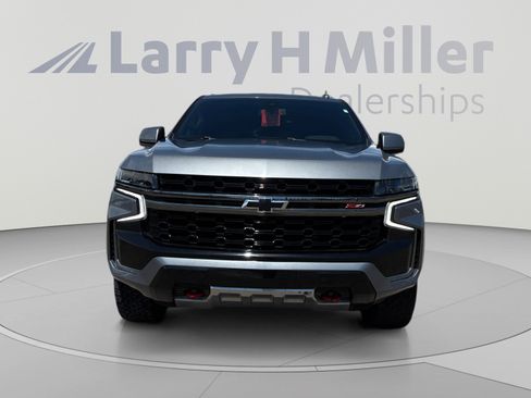 Used 2022 Chevrolet Tahoe Z71 w/ Z71 Off-Road Package AWD/4WD image 8