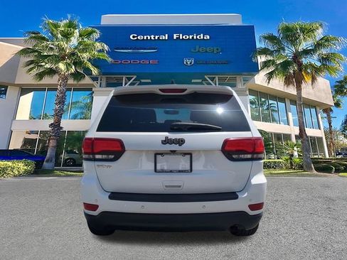 Used 2016 Jeep Grand Cherokee Laredo 75th Anniversary RWD image 6
