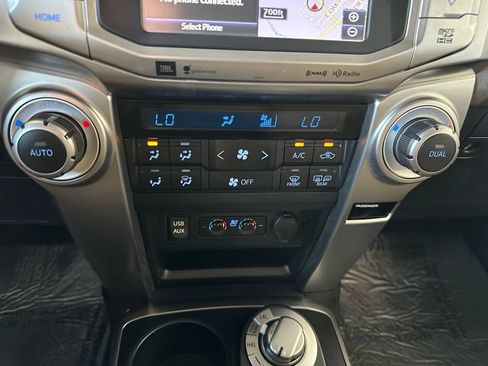 Used 2017 Toyota 4Runner Limited AWD/4WD image 26