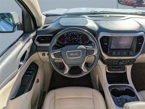 Used 2020 GMC Acadia Denali w/ Technology Package image 17