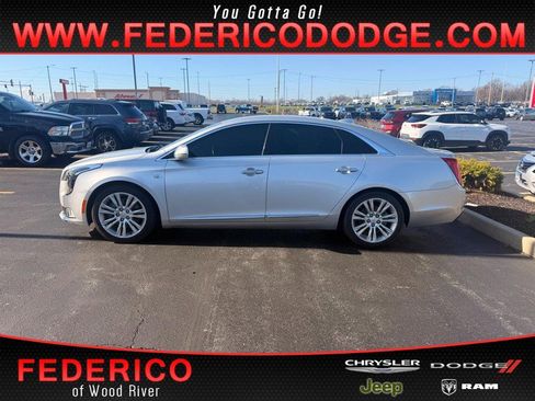 Used 2019 Cadillac XTS Luxury image 1