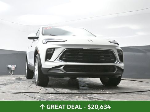 Used 2025 Buick Encore GX Preferred image 53