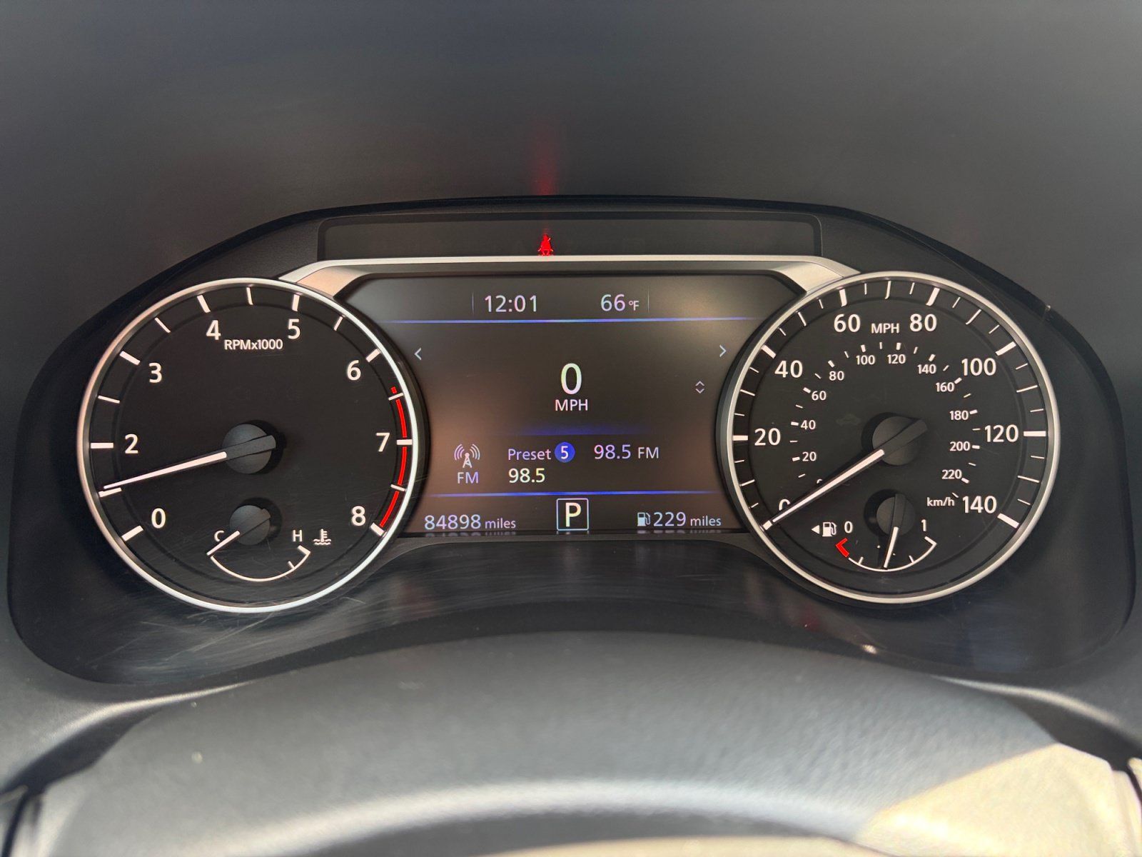 Used 2021 Nissan Altima 2.5 SR FWD image 11
