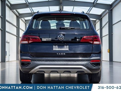 Used 2024 Volkswagen Taos S w/ MDO Package FWD image 23