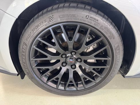 Used 2019 Ford Mustang GT Premium w/ Equipment Group 401A image 33