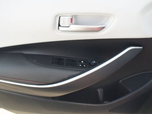 Used 2024 Toyota Corolla SE image 26