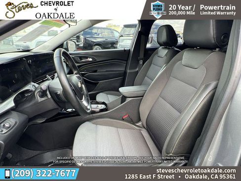 Certified 2024 Chevrolet Trax LT w/ Sunroof Package image 23