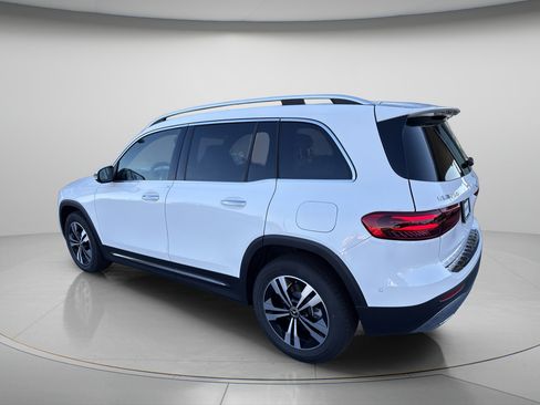 Certified 2026 Mercedes-Benz GLB 250 image 3