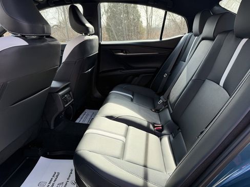 Certified 2025 Toyota Camry SE image 25
