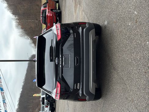 Used 2023 Ford Edge SEL image 6