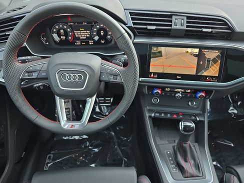 New 2025 Audi Q3 2.0T Premium Plus image 13
