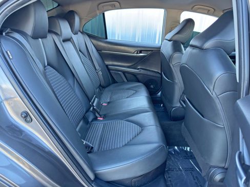 Used 2022 Toyota Camry SE image 35