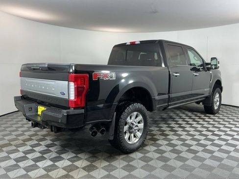 Used 2017 Ford F350 Platinum w/ Platinum Ultimate Package image 4