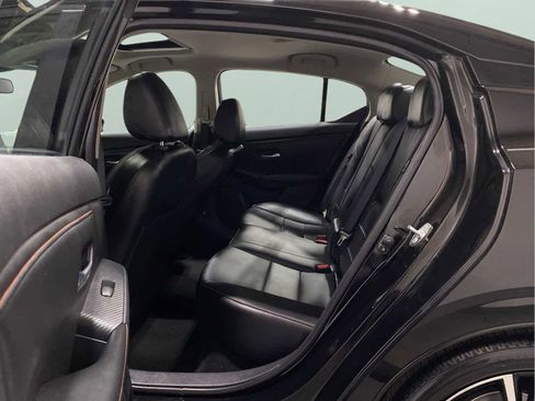 Used 2021 Nissan Sentra SR w/ SR Premium Package image 24