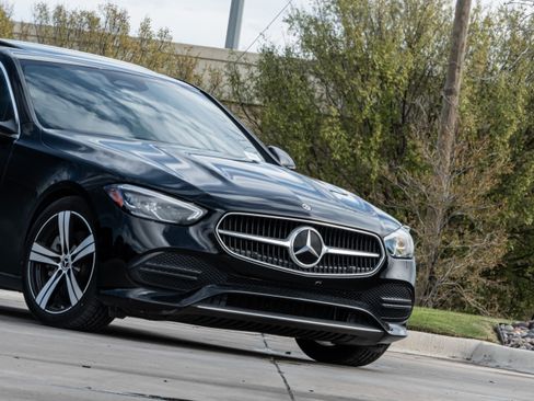 Used 2022 Mercedes-Benz C 300 4MATIC Sedan image 6