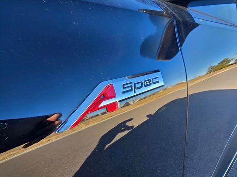 Used 2023 Acura MDX A-Spec image 10