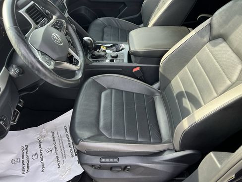 Used 2022 Volkswagen Atlas SEL Premium AWD/4WD image 16