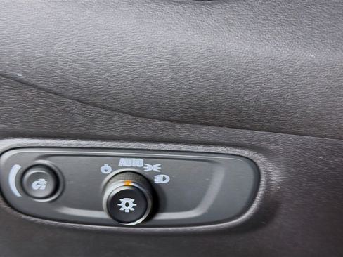 Used 2024 Chevrolet Equinox LT AWD/4WD image 17