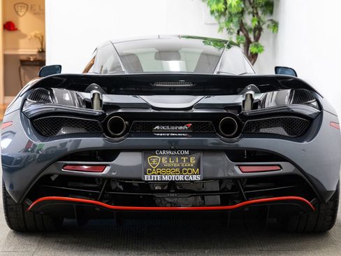 Used 2018 McLaren 720S Performance image 4