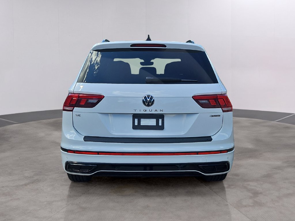 Used 2022 Volkswagen Tiguan SE R-Line AWD/4WD image 5