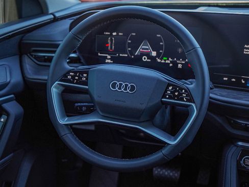 New 2025 Audi Q5 Premium Plus image 19