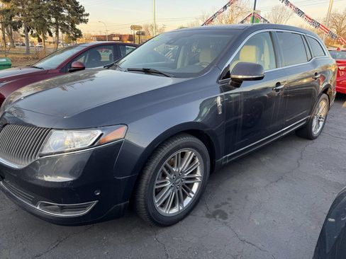 Used 2014 Lincoln MKT Ecoboost AWD 4dr Crossover w/ Equipment Group 201A image 1