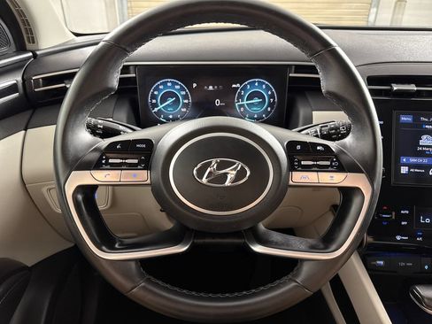 Certified 2022 Hyundai Tucson SEL w/ Convenience Package FWD image 16