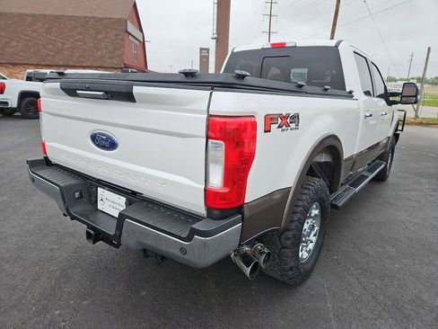 Used 2017 Ford F250 Lariat w/ Chrome Package AWD/4WD image 7