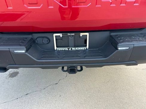 Used 2025 Toyota Tundra SR5 w/ SR5 Premium Package AWD/4WD image 11