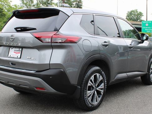 Certified 2023 Nissan Rogue SV image 6