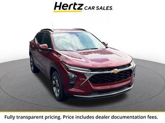 Used 2025 Chevrolet Trax LT w/ LT Convenience Package FWD video 1