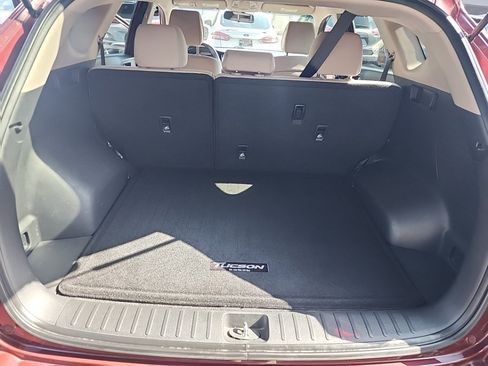 Used 2018 Hyundai Tucson SEL AWD/4WD image 39