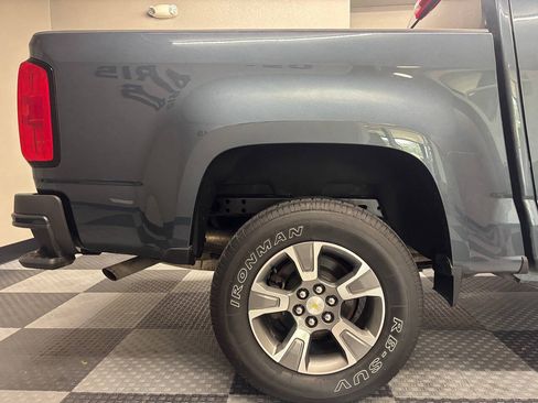 Used 2019 Chevrolet Colorado W/T w/ WT Convenience Package RWD image 6