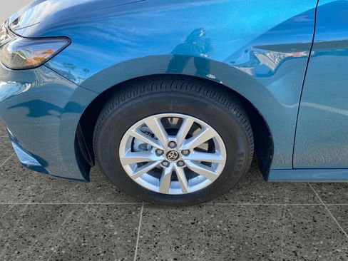 Used 2025 Toyota Camry LE w/ Convenience Package FWD image 14
