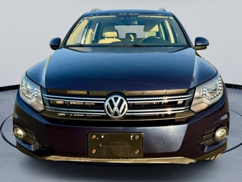 Used 2013 Volkswagen Tiguan S image 5