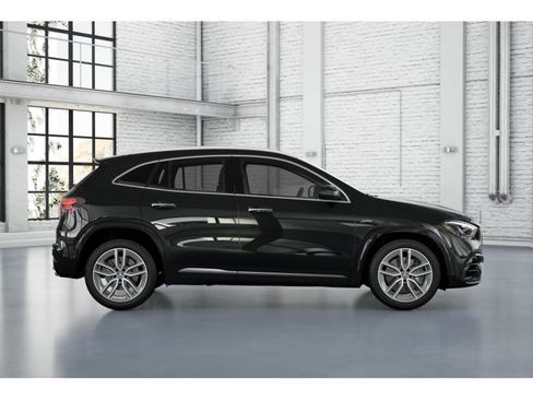 New 2026 Mercedes-Benz GLA 35 AMG 4MATIC image 2