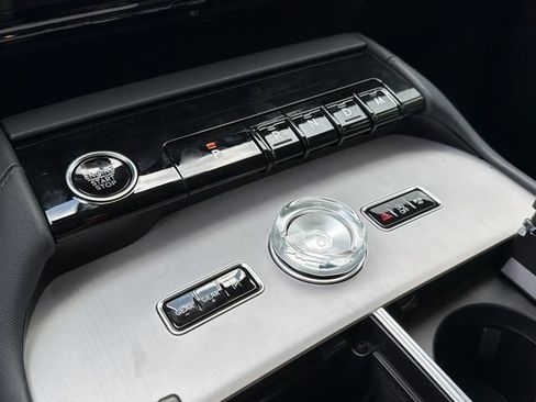 New 2027 Lincoln Navigator Premiere RWD image 28