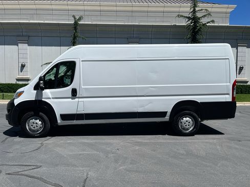 Used 2023 RAM ProMaster 3500 w/ Driver Convenience Group FWD image 10