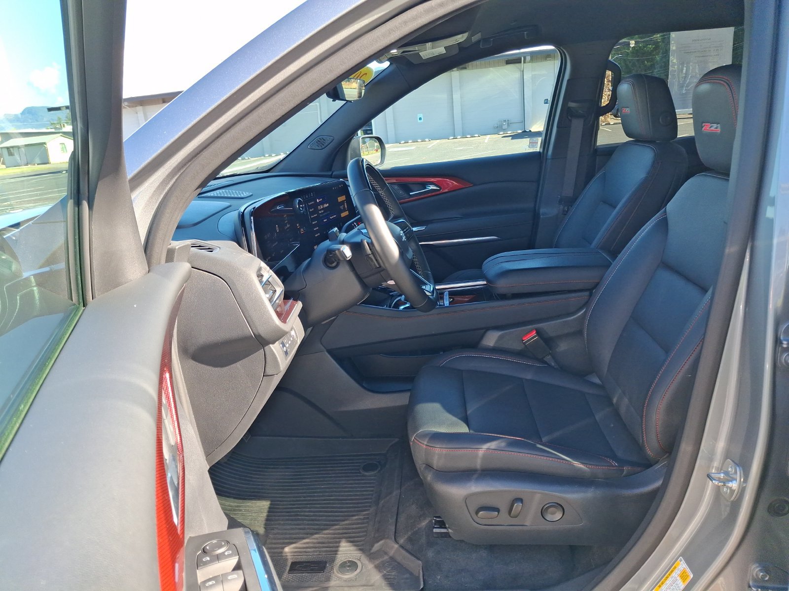 Used 2024 Chevrolet Traverse Z71 w/ Enhanced Driving Package AWD/4WD image 20