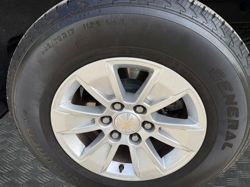 Used 2023 Chevrolet Silverado 1500 LT w/ Protection Package image 22