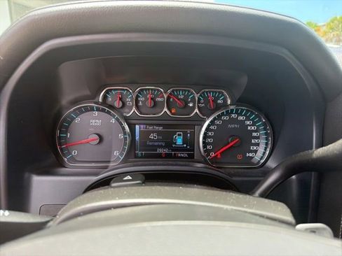 Used 2018 GMC Sierra 1500 SLT AWD/4WD image 10